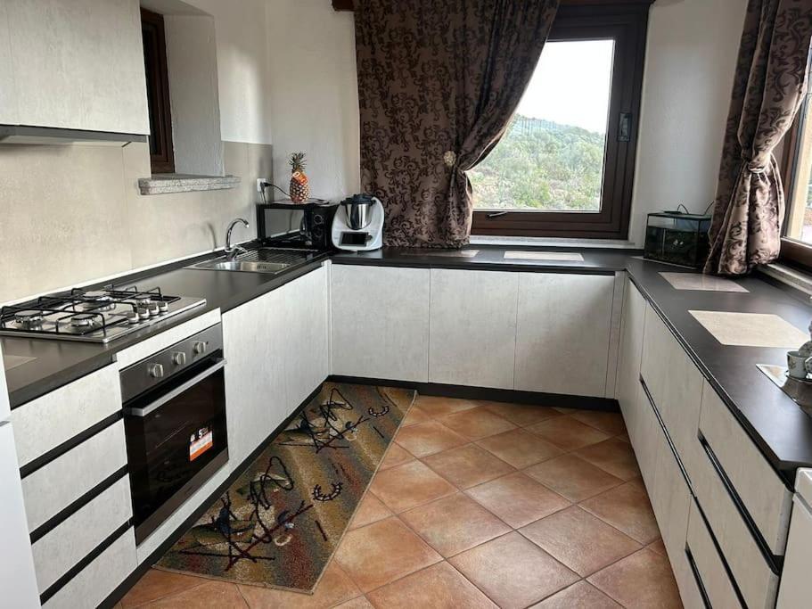 Attico Anais Apartamento Loiri Porto San Paolo Exterior foto