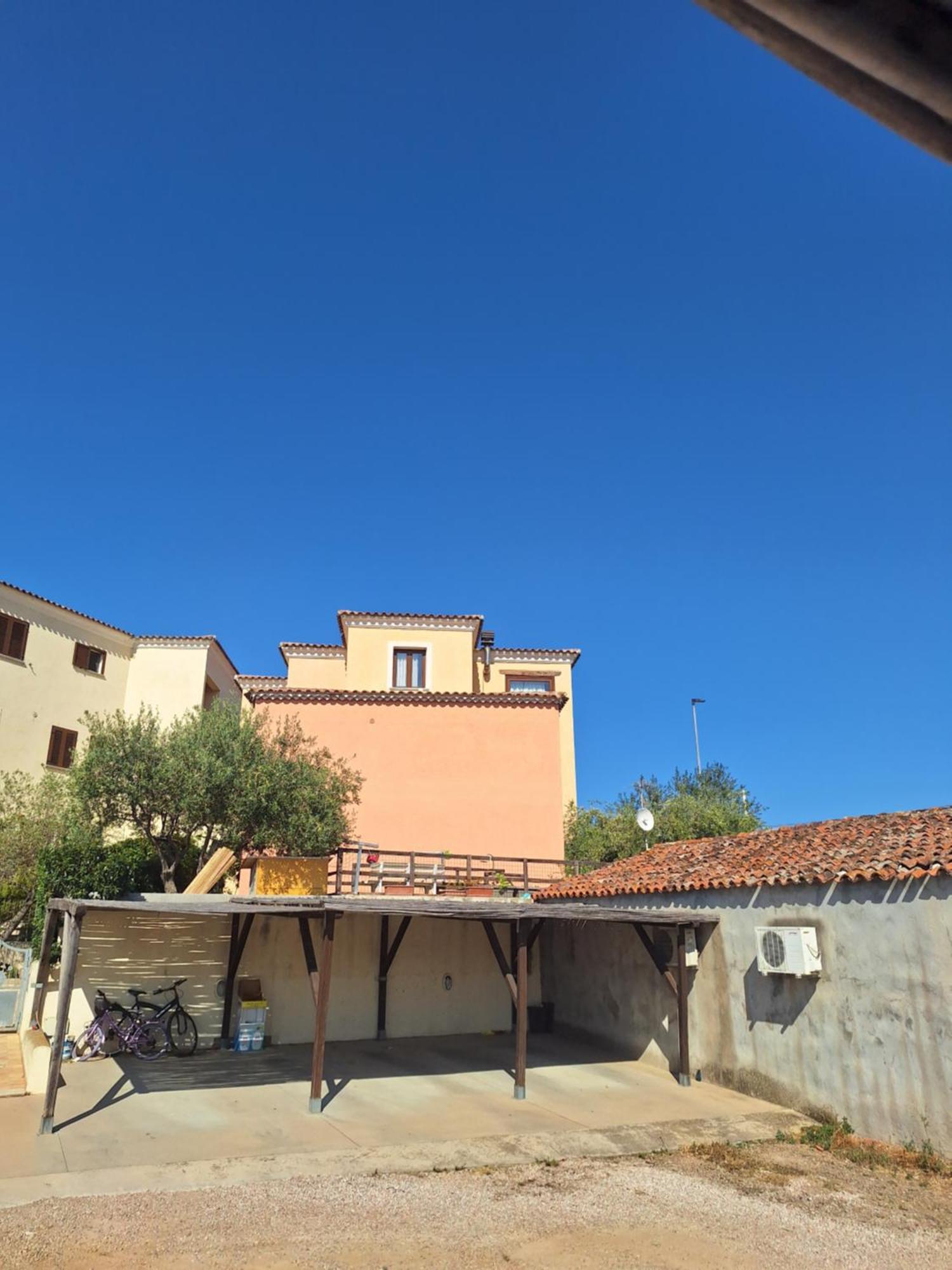 Attico Anais Apartamento Loiri Porto San Paolo Exterior foto